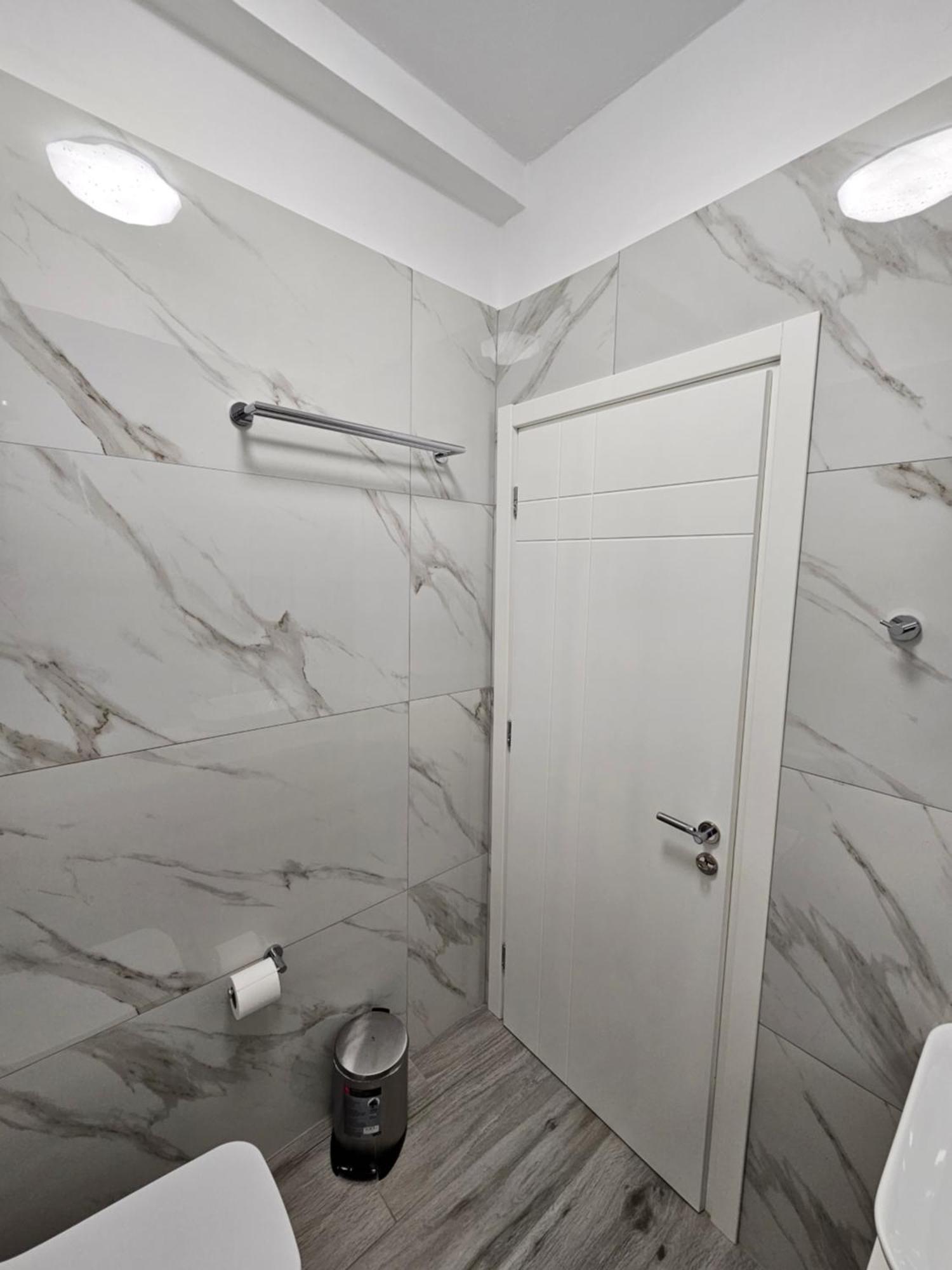 Nora'S Guesthouse Sarande Bagian luar foto