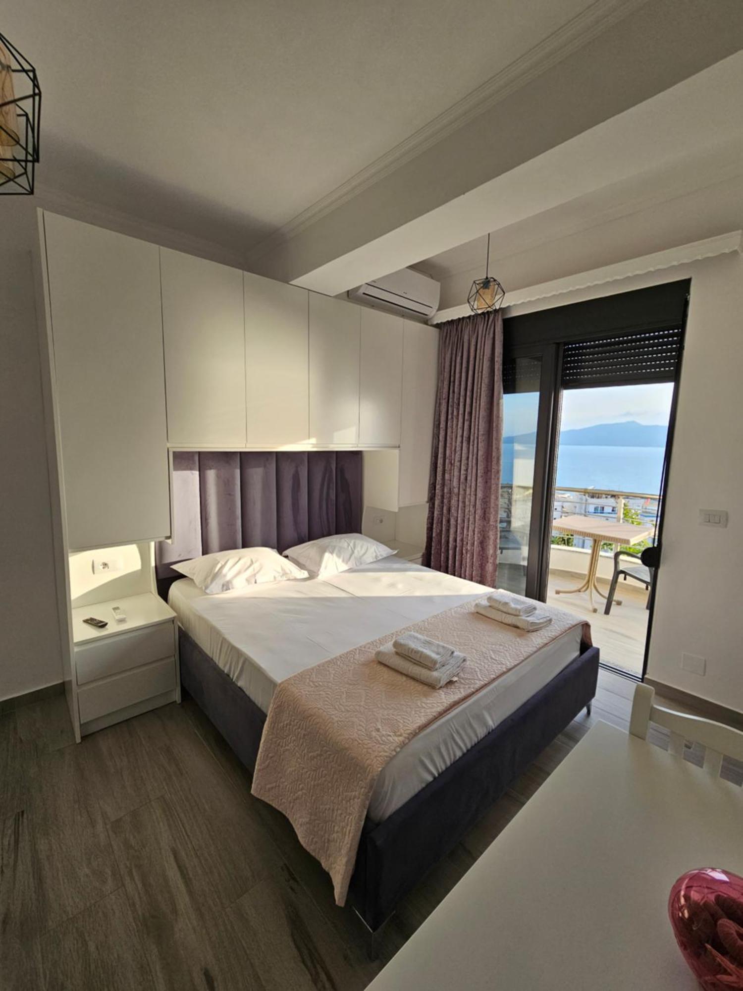 Nora'S Guesthouse Sarande Bagian luar foto