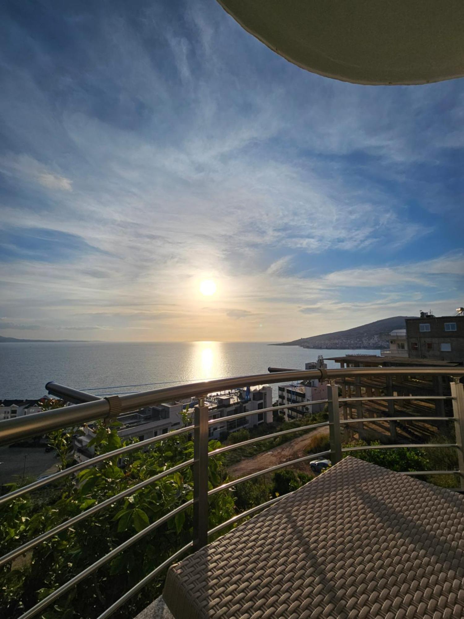 Nora'S Guesthouse Sarande Bagian luar foto